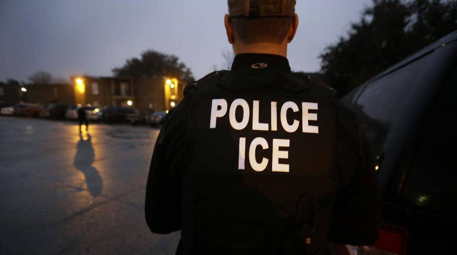 ICE officials say Oakland mayor put lives at risk