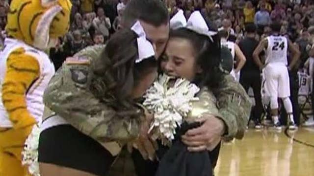 Soldier Dad Surprises Twin Cheerleaders At Basketball Game On Air 5015