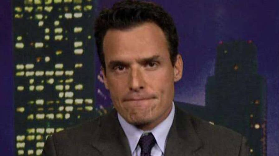Antonio Sabato Jr. slams Hollywood hypocrisy on gun violence