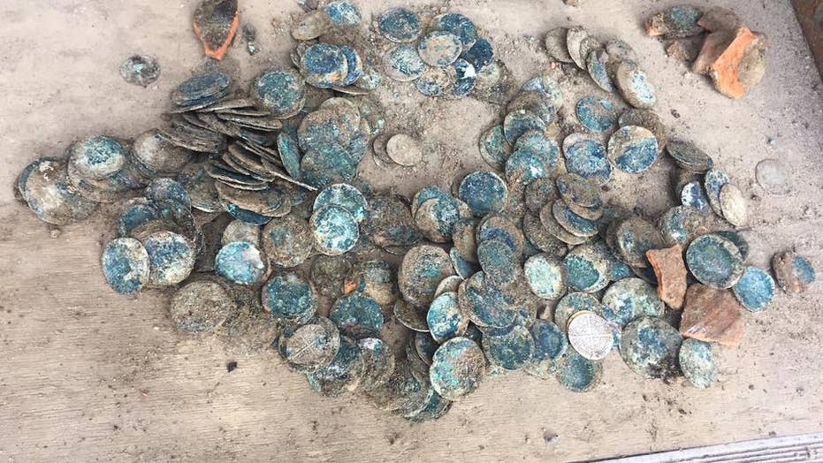 Medieval Pot O Gold Discovered By Construction Workers