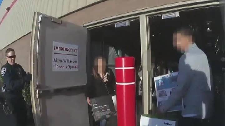 Raw video: Seattle police stop Costco shoplifting spree