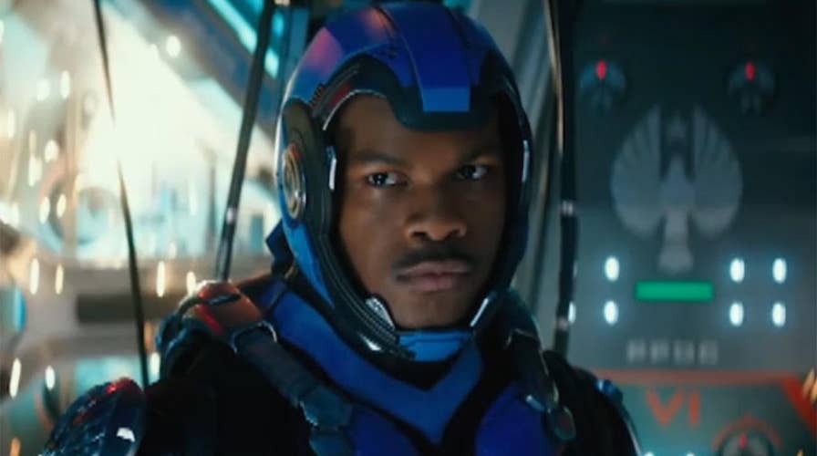 John Boyega suits up in 'Pacific Rim: Uprising'