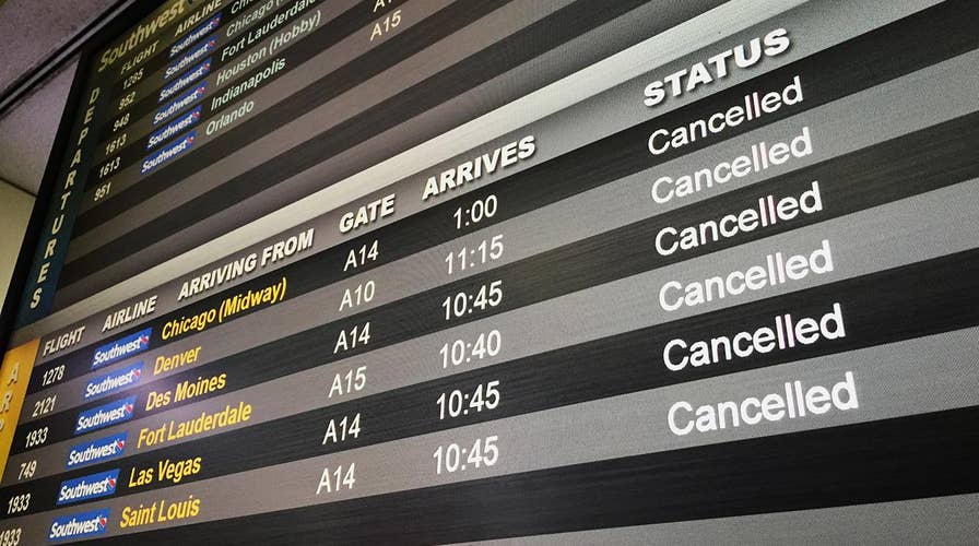 Nor'easter snarls travel for thousands of passengers