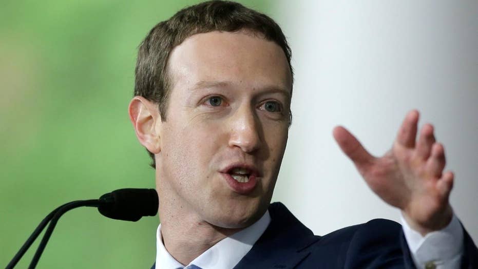 Mark Zuckerberg apologizes for Facebook data scandal, 