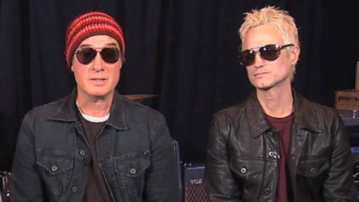 Stone Temple Pilots moves forward with new frontman, album