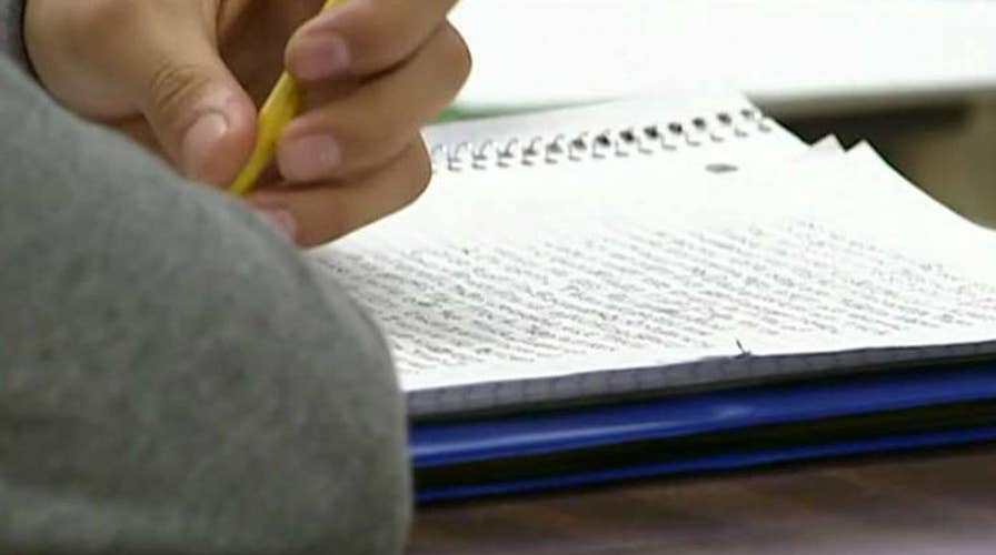 Fox & Trends: Carley Shimkus