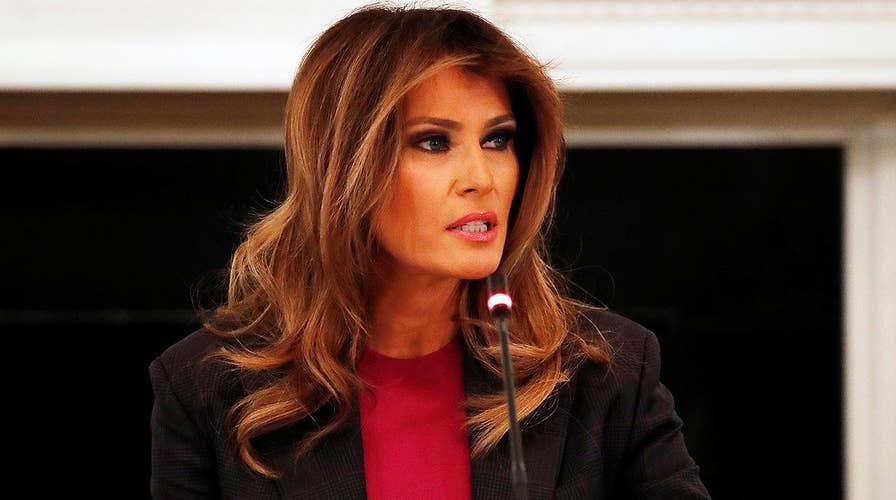 Pundits tell Melania to leave -- what?