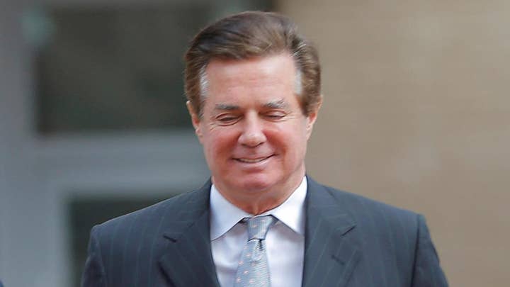 Gov't memo shows Manafort was early target for Mueller