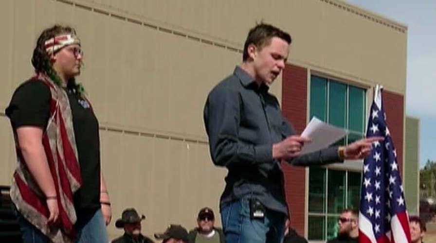 Colorado students hold pro-gun rally