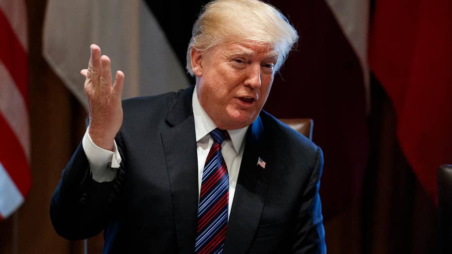 Trump links border security to trade talks with Mexico