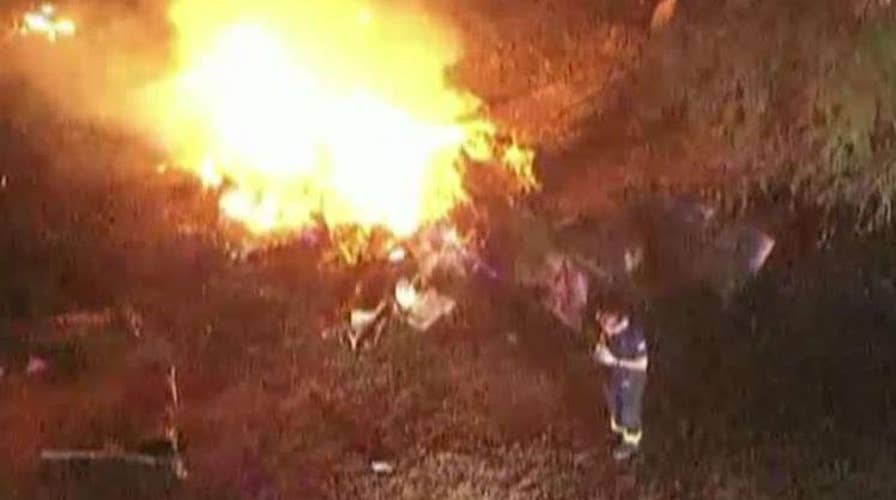 6 killed in fiery plane crash on golf course