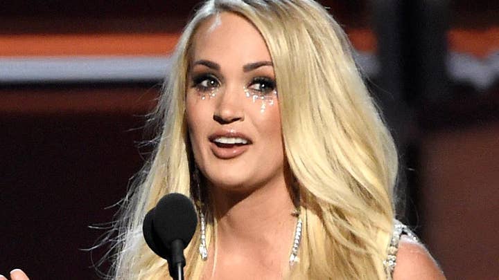 Fans react to Carrie Underwood's 'new' face at ACM Awards
