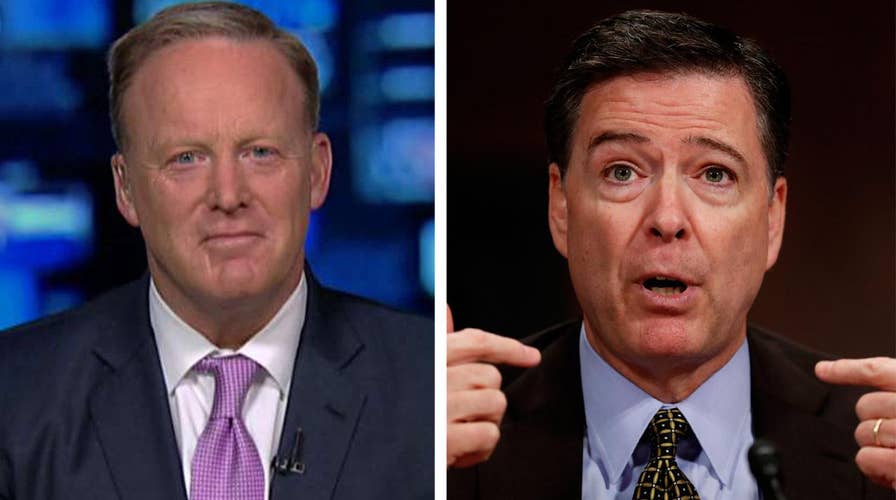 Spicer: Comey's account of dossier briefing is misleading