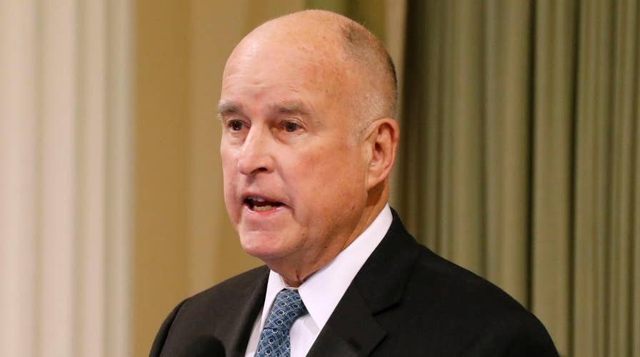 California Gov. Brown agrees to mobilize National Guard