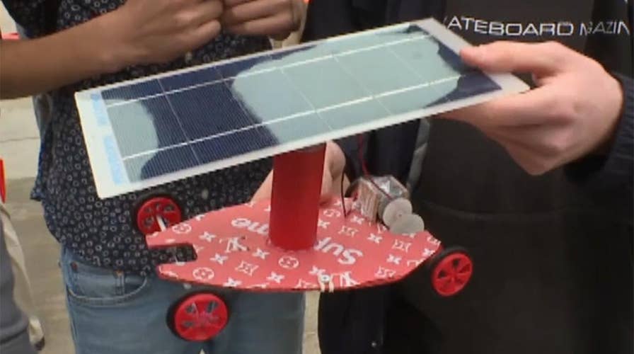 Students compete in solar-powered vehicle race