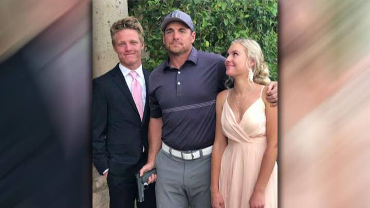 Former NFL star Jay Feely faces backlash for photo with gun