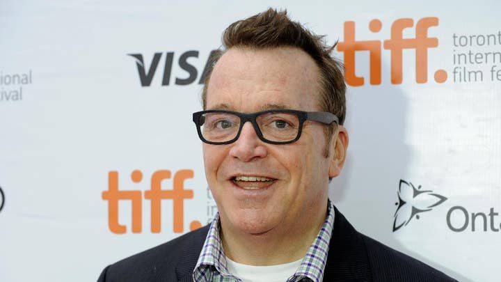 Tom Arnold flips out on conservative commentator Candace Owens