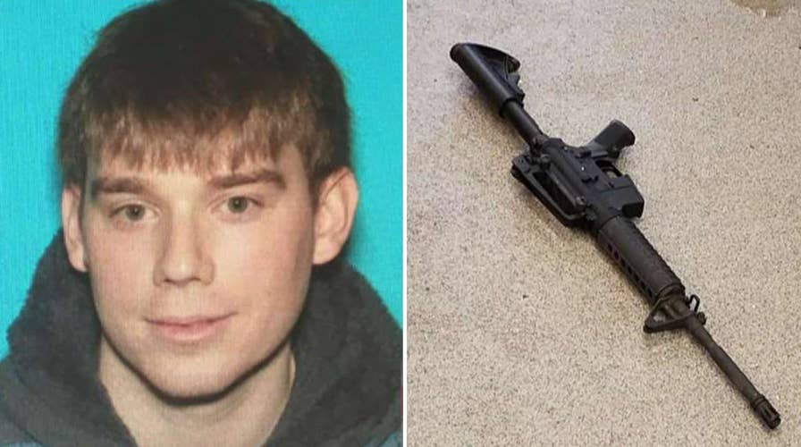 Manhunt underway for Waffle House suspect Travis Reinking