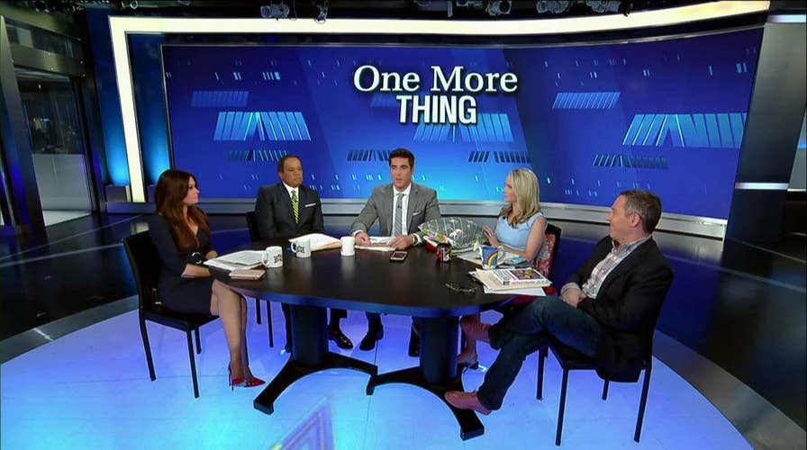 Jesse Watters Reads Mom Texts