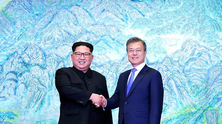 North and South Korean leaders hold historic summit