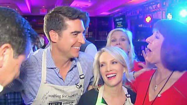 Dana Perino and Jesse Watters wait tables for charity