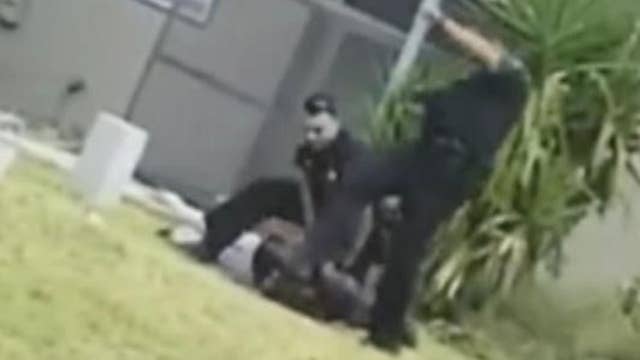Miami cop relieved of duty after kicking a suspect in head