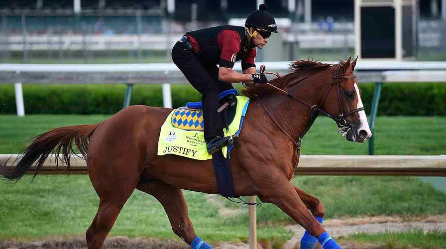 Which horses are favorites to win the Kentucky Derby?