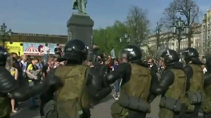 Anti-Putin protests held in Moscow