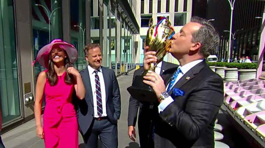 'Fox & Friends' hosts race in their own Kentucky Derby game