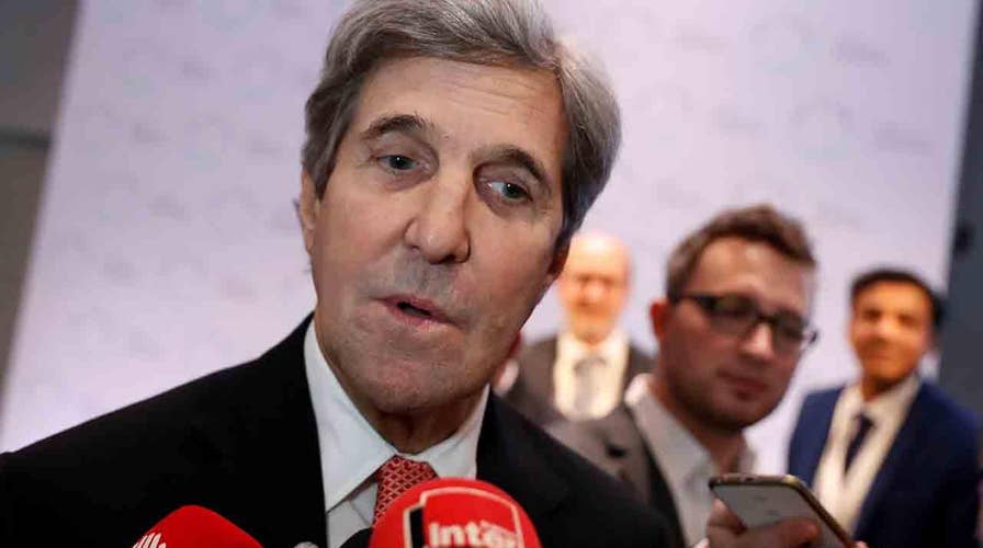 Report: John Kerry secretly meeting to save Iran deal
