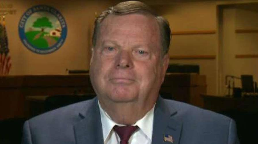 Santa Clarita joins opposition to California's sanctuary law