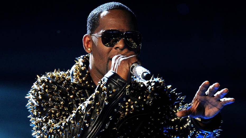 R. Kelly once caught having sex with underaged Aaliyah, former backup singer claims