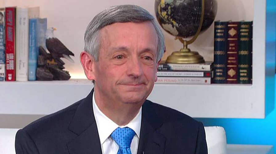 Pastor Robert Jeffress to lead prayer at Jerusalem embassy