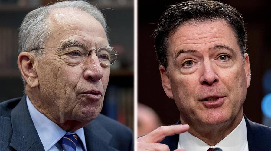 Grassley calls out Comey in letter to intelligence officials