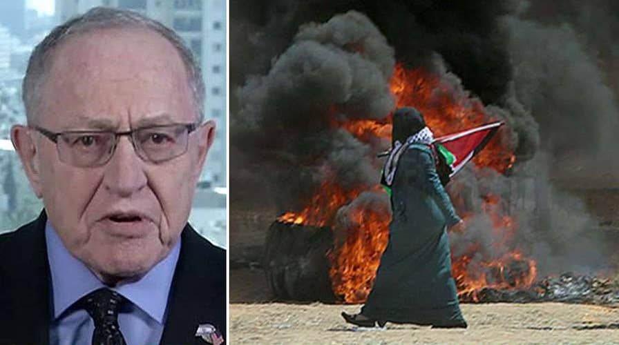 Dershowitz: Media incentivize Hamas with biased reporting