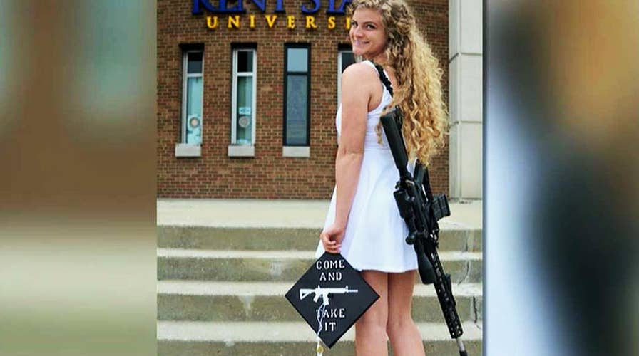 Fox & Trends: Carley Shimkus