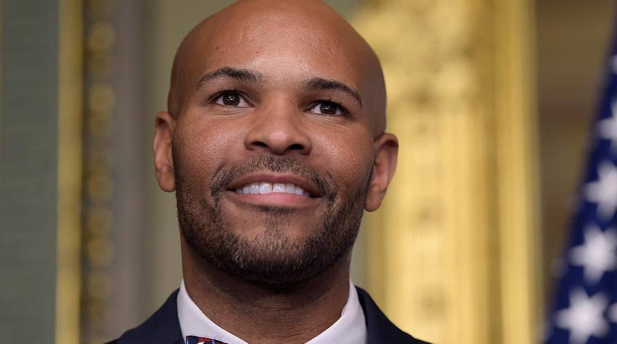 Surgeon general says he's no hero after Delta flight emergency