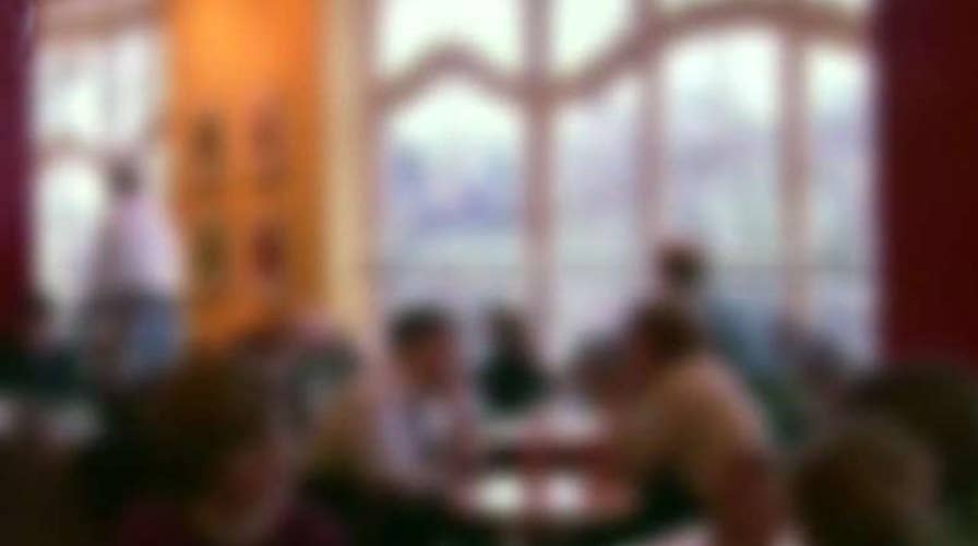 Fox & Trends: Carley Shimkus