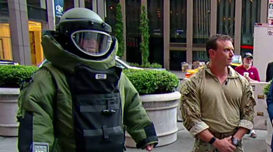 What it's like to diffuse a bomb on the battlefield