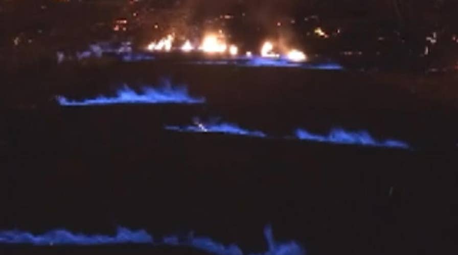Eerie blue flames emerge from Hawaii鈥檚 Kilauea Volcano