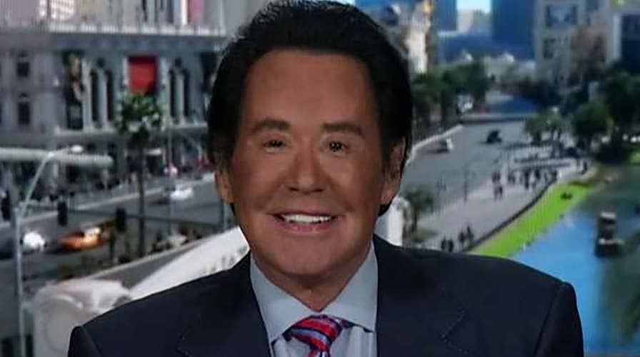 Wayne Newton speaks on his involvement with the USO