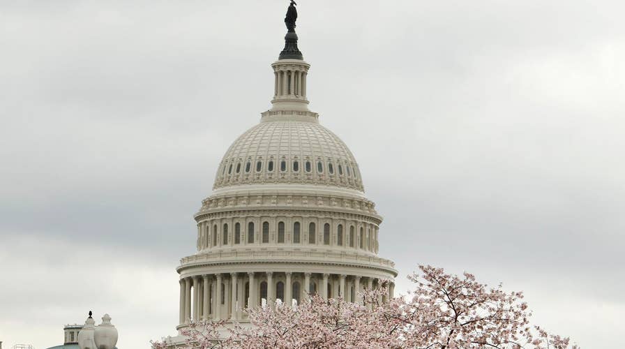 Polls show Democrats losing their 2018 midterm advantage