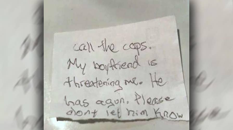 Woman uses note to escape captor