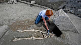 Skeleton of man crushed during eruption unearthed in Pompeii - Fox News