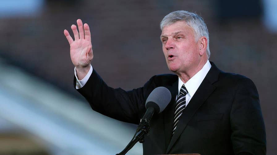 Franklin Graham stages California tour before primaries