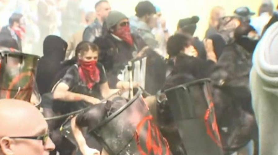 Antifa, Patriot Prayer clash at dueling rallies