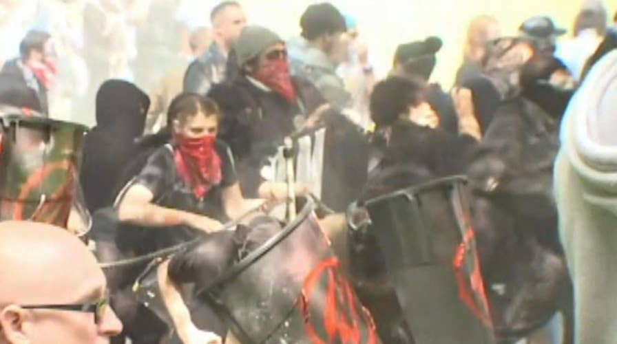 Antifa, Patriot Prayer clash at dueling rallies