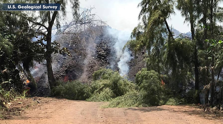 Lava cuts off access to Hawaii communities