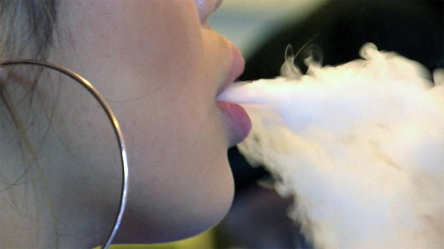 E-cigarette vapor tied to changes in lung cells 1