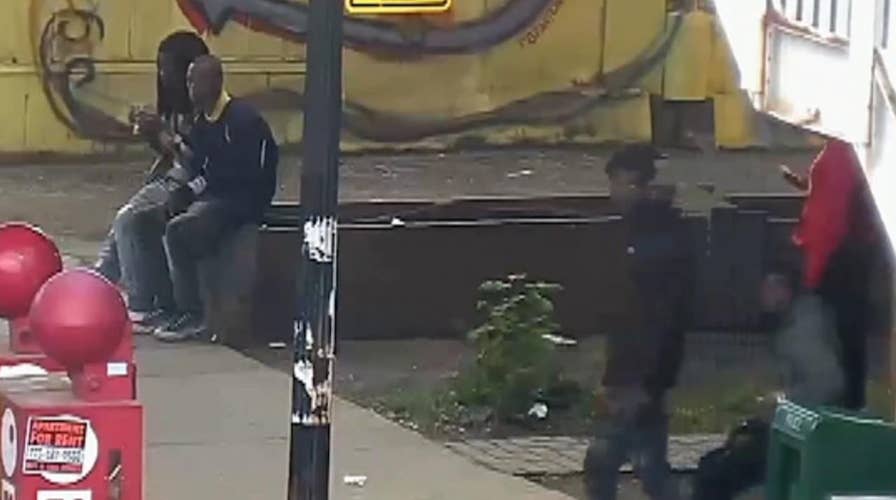 Video shows scene prior to Chicago officer-involved shooting
